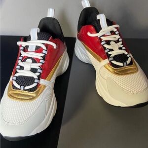 Dior b22 red and white